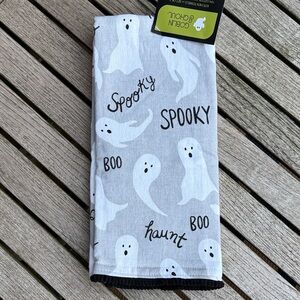 NEW Halloween Spooky Ghost Kitchen Towels - Set of 2 - Gray, White, Black